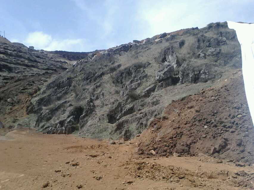 壩坡防浪護(hù)坡土工膜施工過程 土工膜價(jià)格貴嗎?